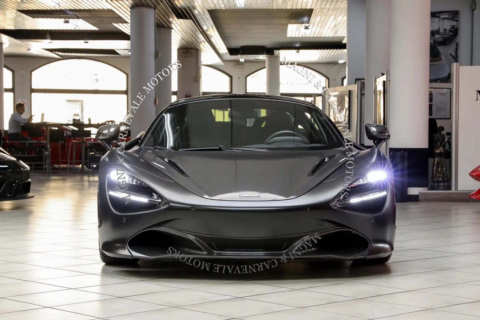 McLaren 720S FULL CARBON PACK|CAMERA|LIFT SYSTEM|STEALTH PACK crna - 2