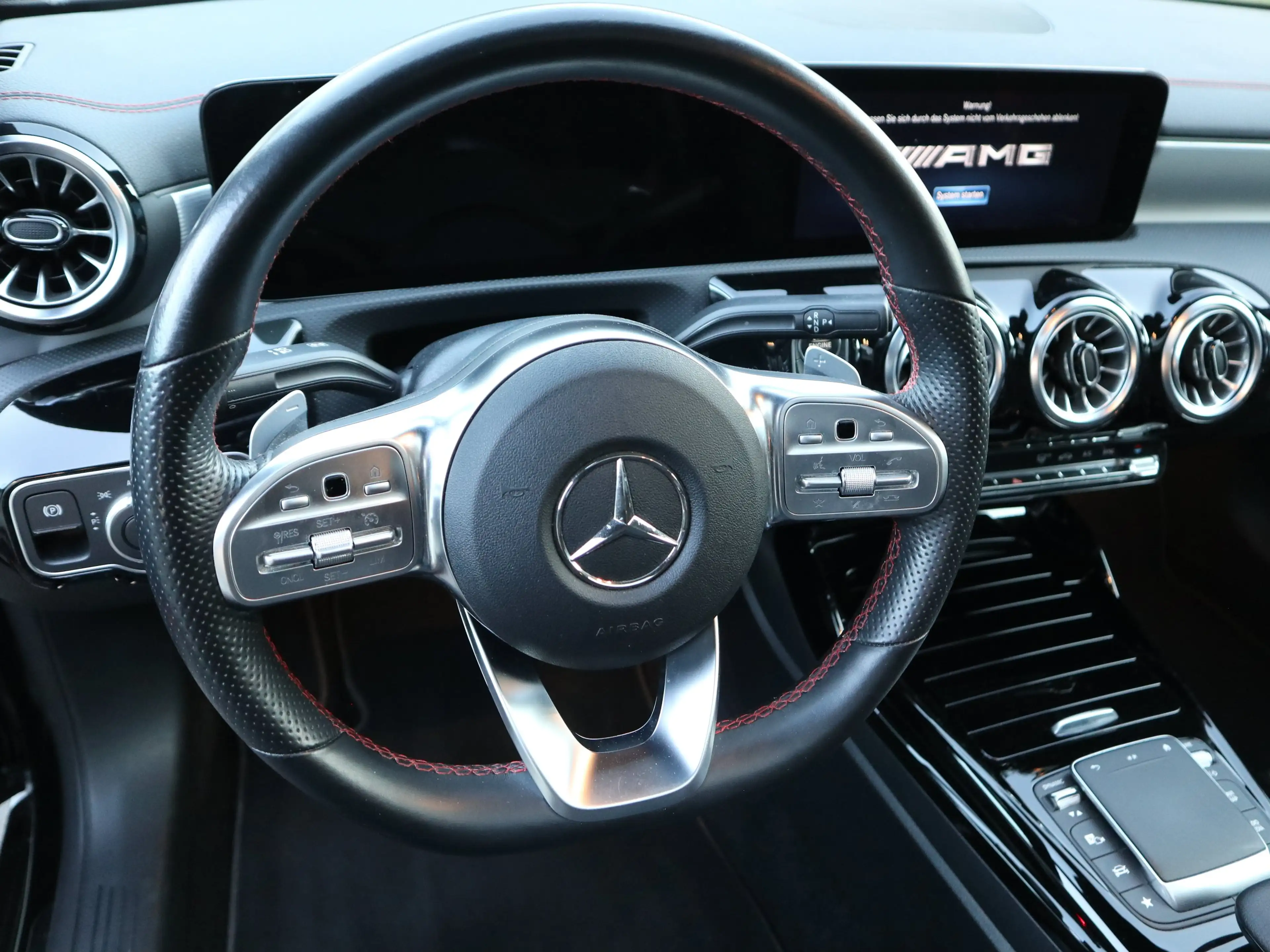 Mercedes-Benz CLA 35 AMG Pano LED Burmester AHK Night 19 Ambiente — photo 11
