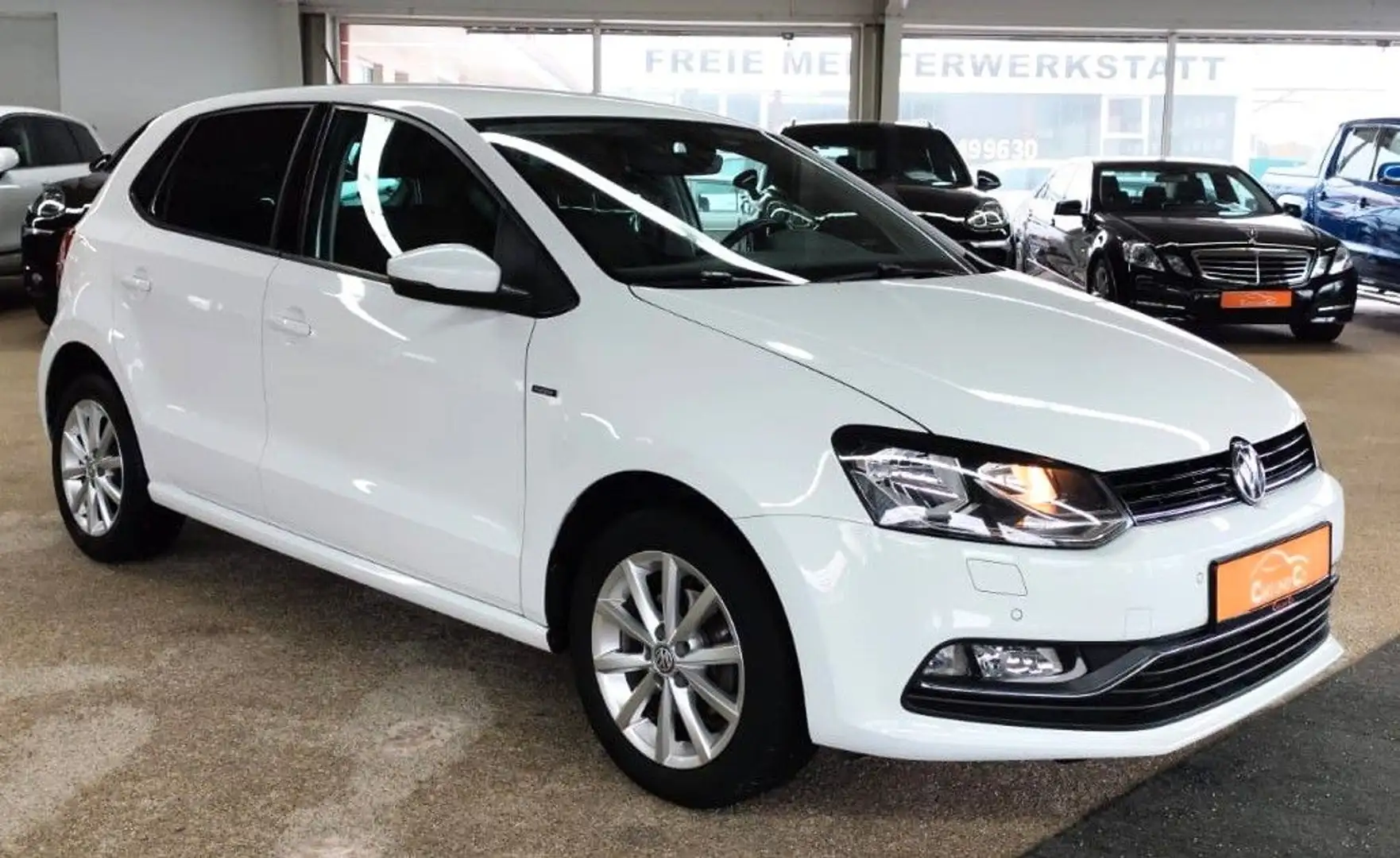 Volkswagen Polo 1.2 TSI V Lounge DSG 5türig *SHZ*PDC*TEM* Weiß - 2
