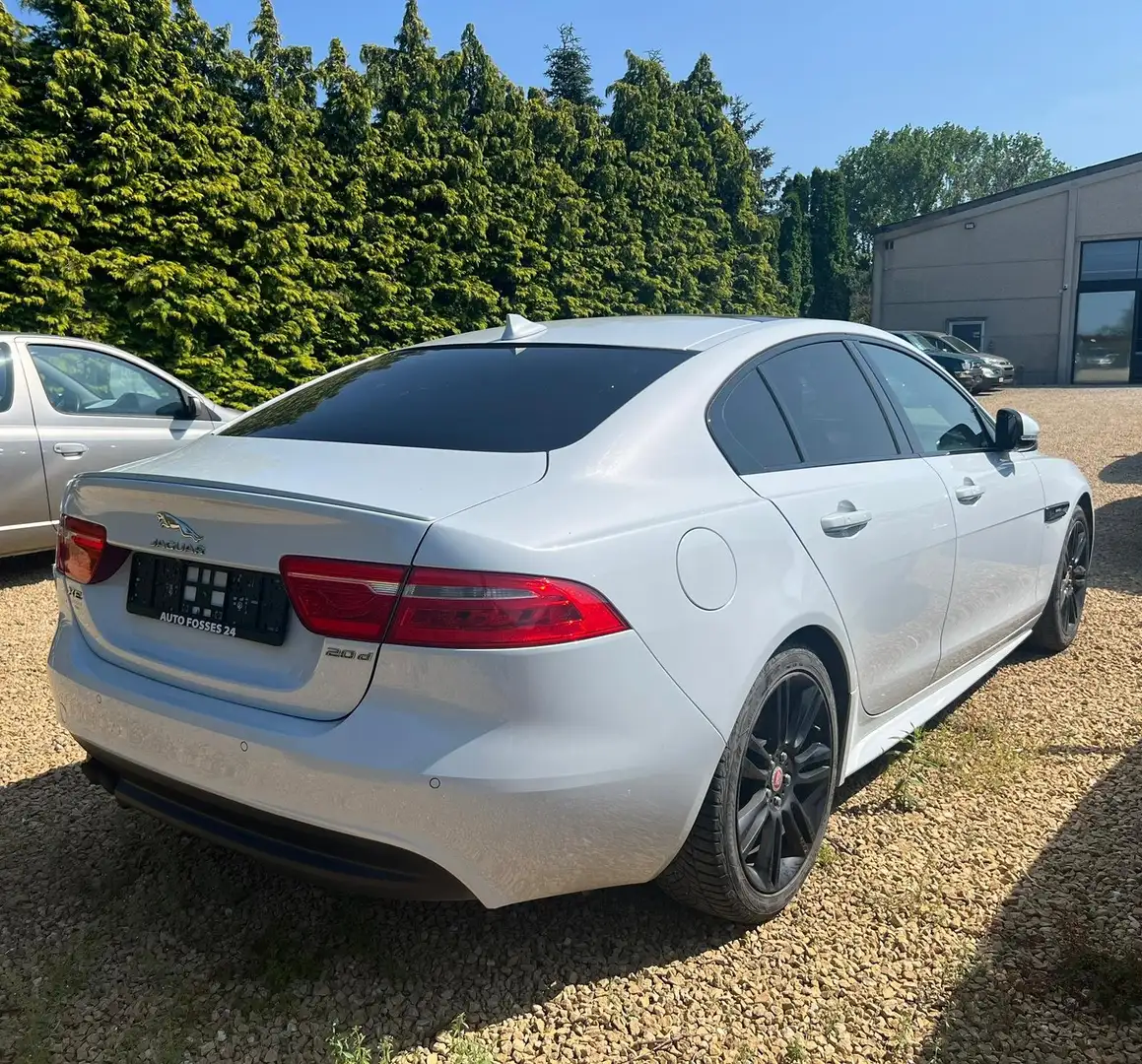Jaguar XE 2.0 D R-Sport 180 CV FULL OPTIONS MOTEUR CASSE !!! Wit - 2