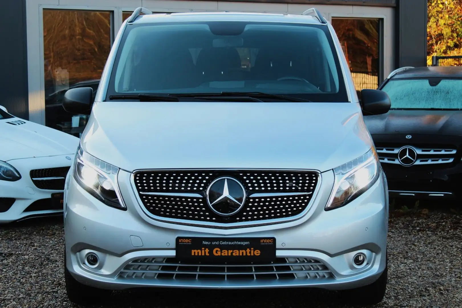 Mercedes-Benz V 220 Vito Tourer 116 CDI/ LANG 4MATIC 7-G PLUS Argent - 2