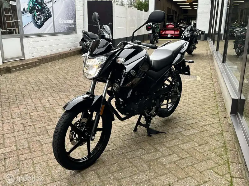 Yamaha YS 125 - foto 5