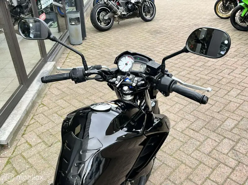 Yamaha YS 125 - foto 8