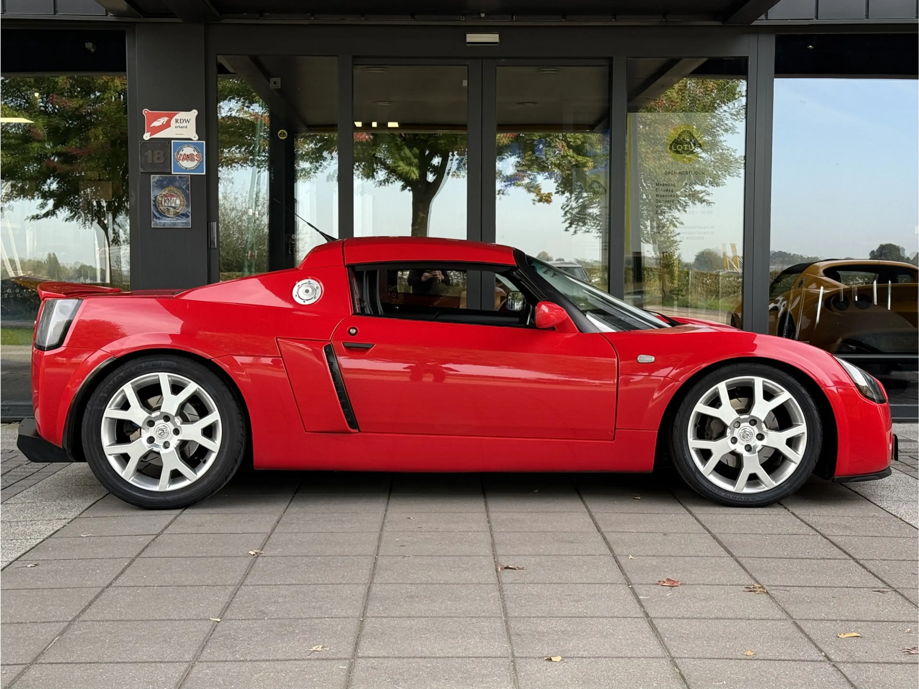 Opel Speedster 2.0 Turbo RHD — photo 4