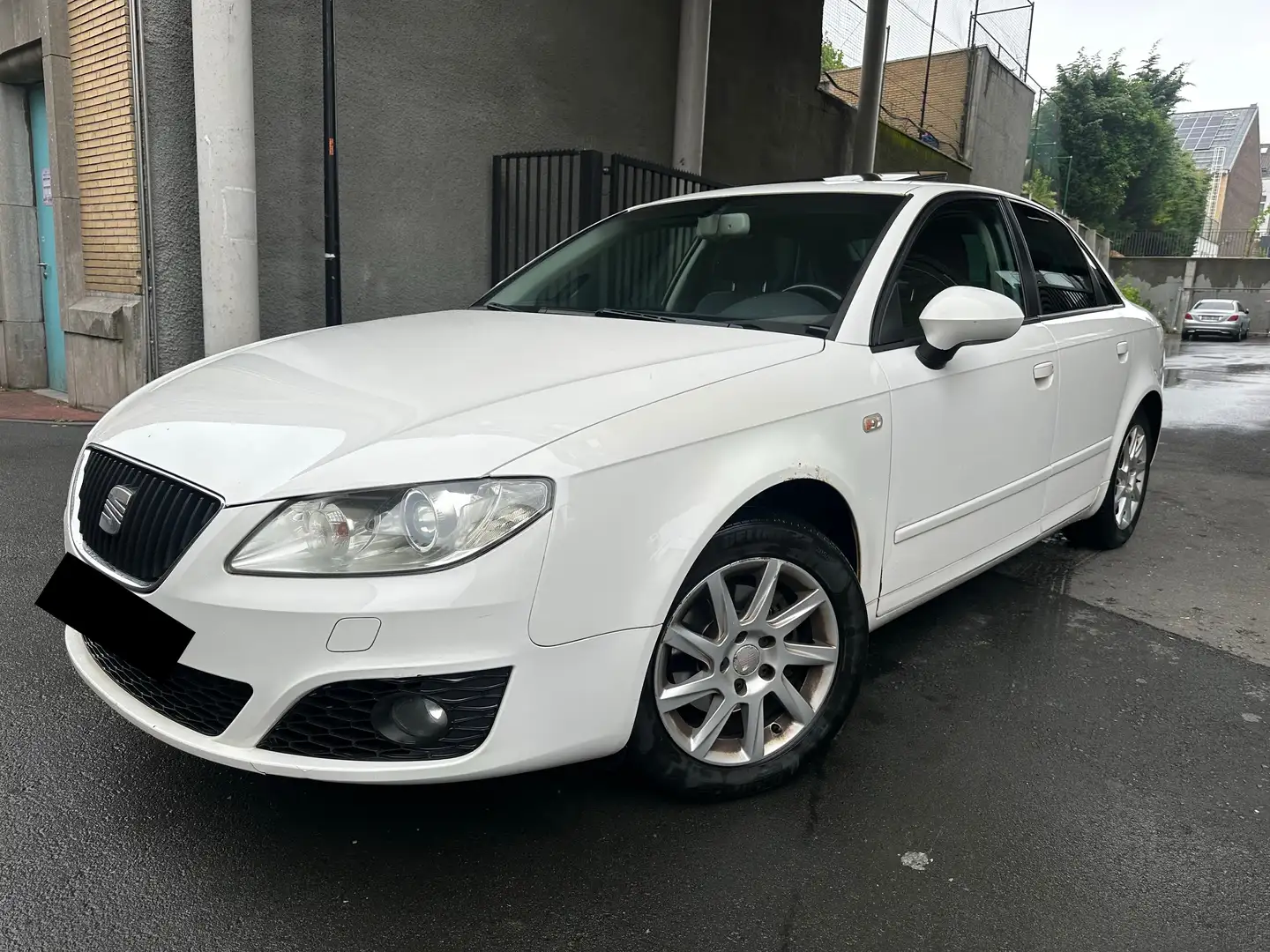 SEAT Exeo 2.0 CR TDi Style DPF Alb - 1