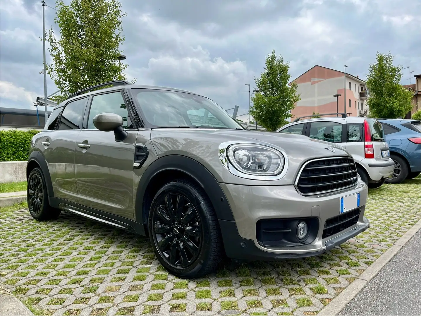 MINI Countryman C Beker Street Gris - 2