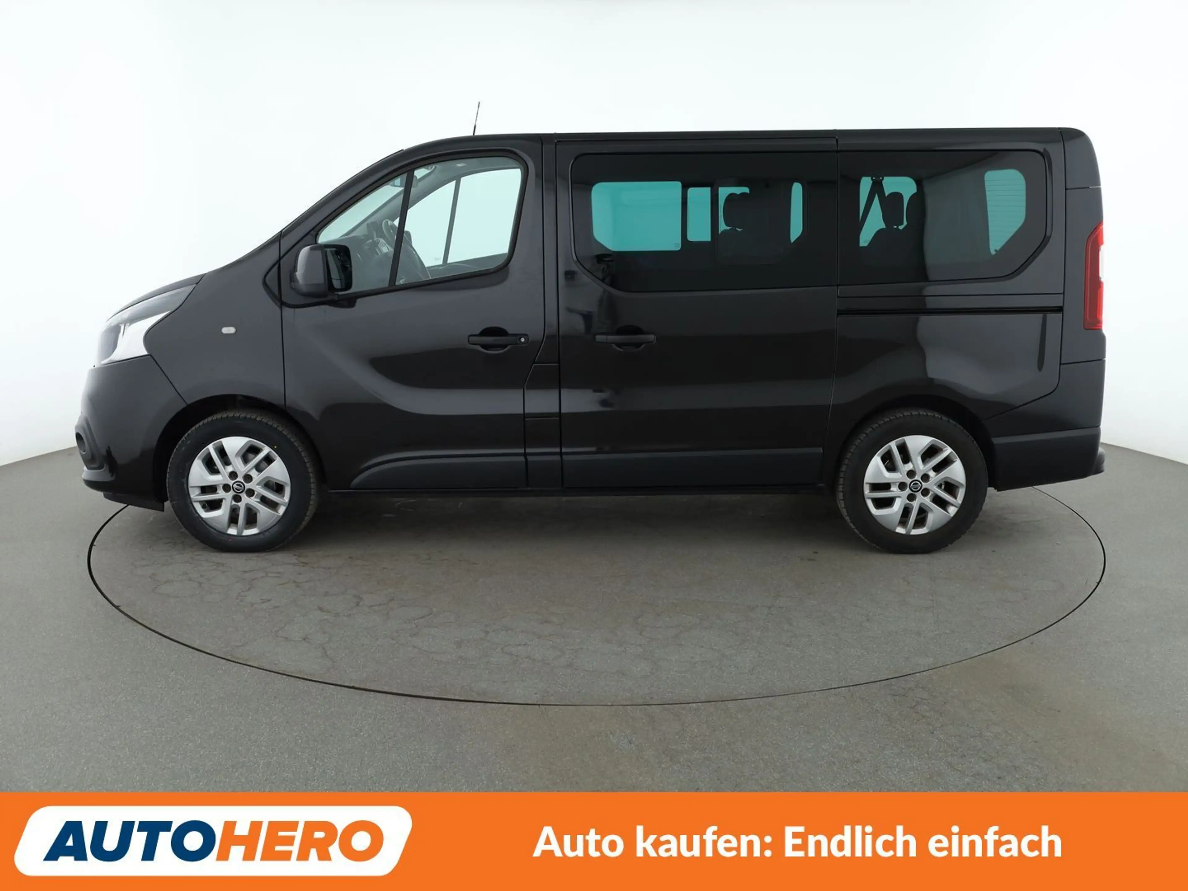 Nissan NV300 2.0 dCi L1H1 2,7t Aut*TEMPO*PDC*SHZ*AHK*KLIMA* — photo 3