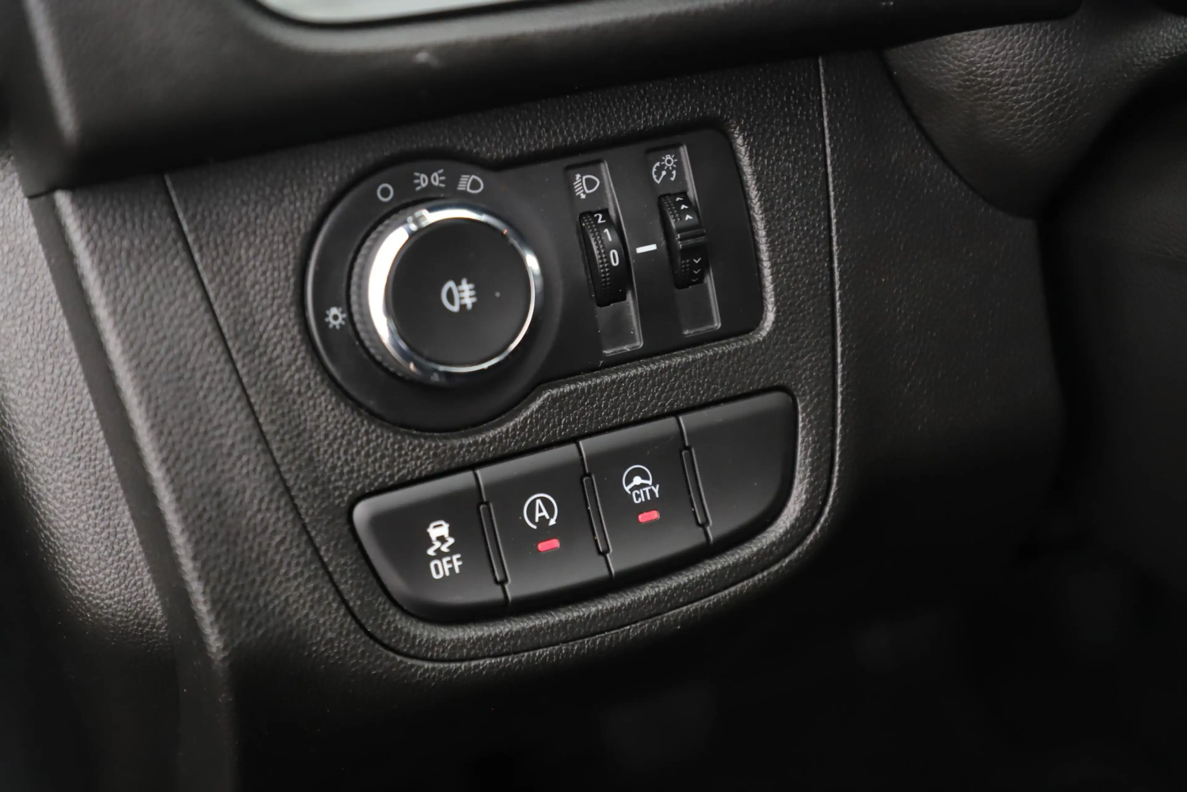 Opel Karl 1.0 ecoFLEX Edition Airco Radio Bluetooth Elektris — photo 12