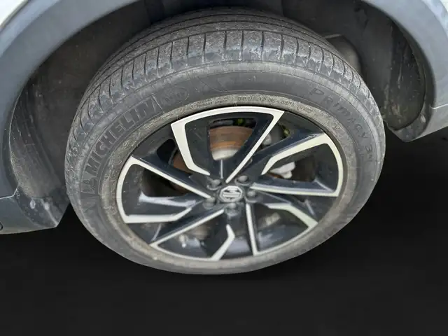 MG ZS view 8