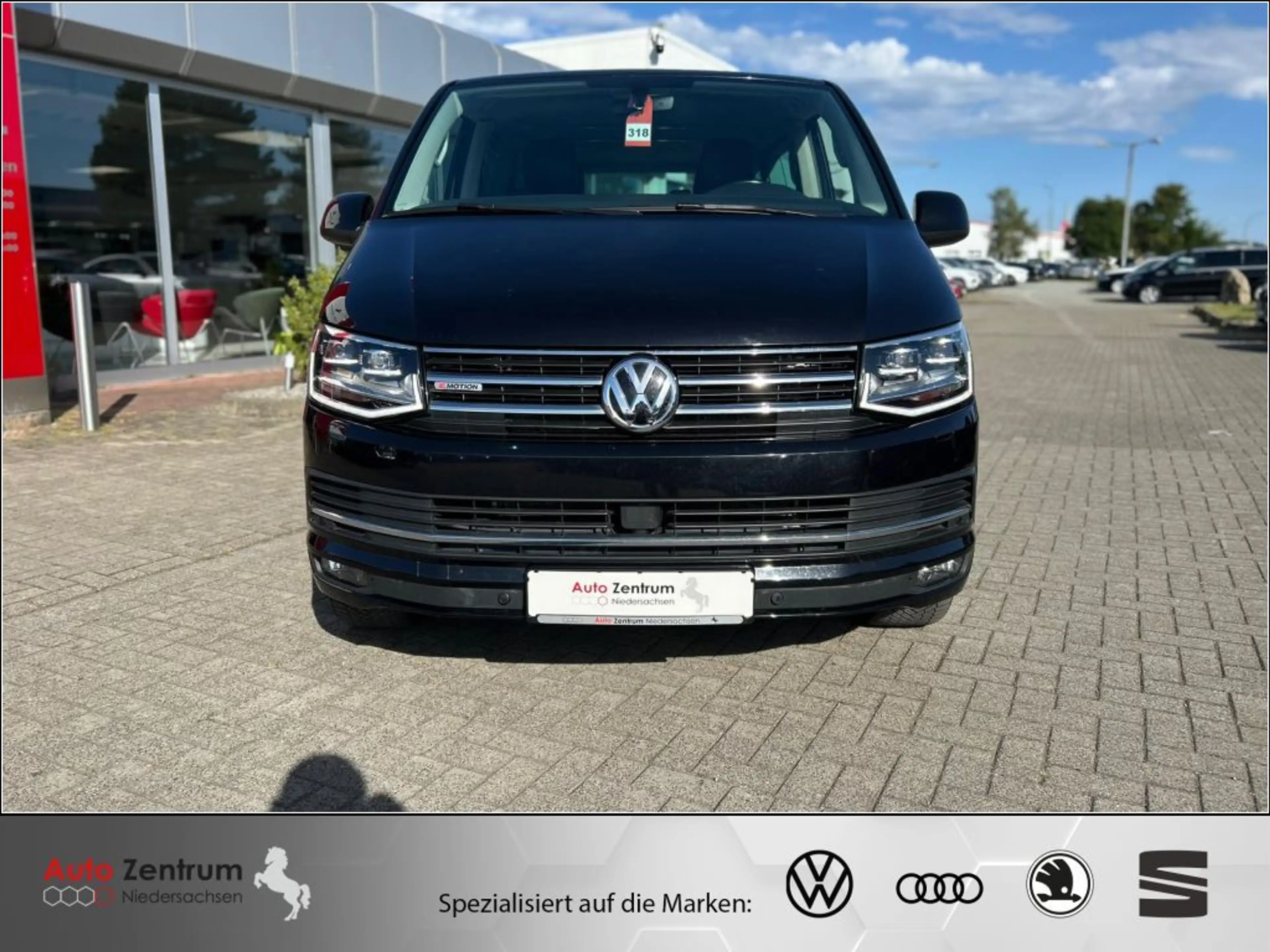 Volkswagen Transporter Multivan DSG 4MOTION Generation Six *AHK*DCC* — photo 2