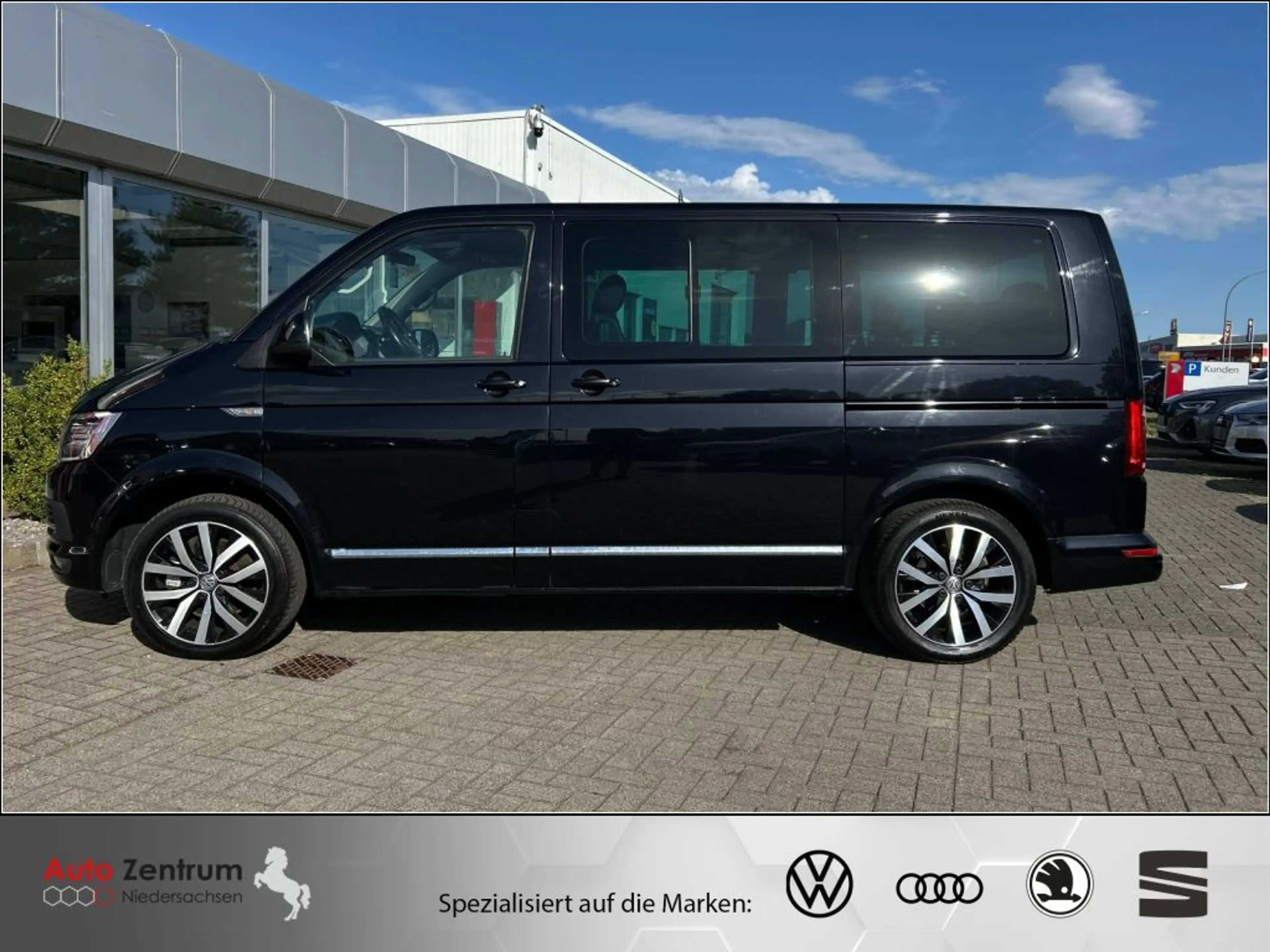 Volkswagen Transporter Multivan DSG 4MOTION Generation Six *AHK*DCC* — photo 8