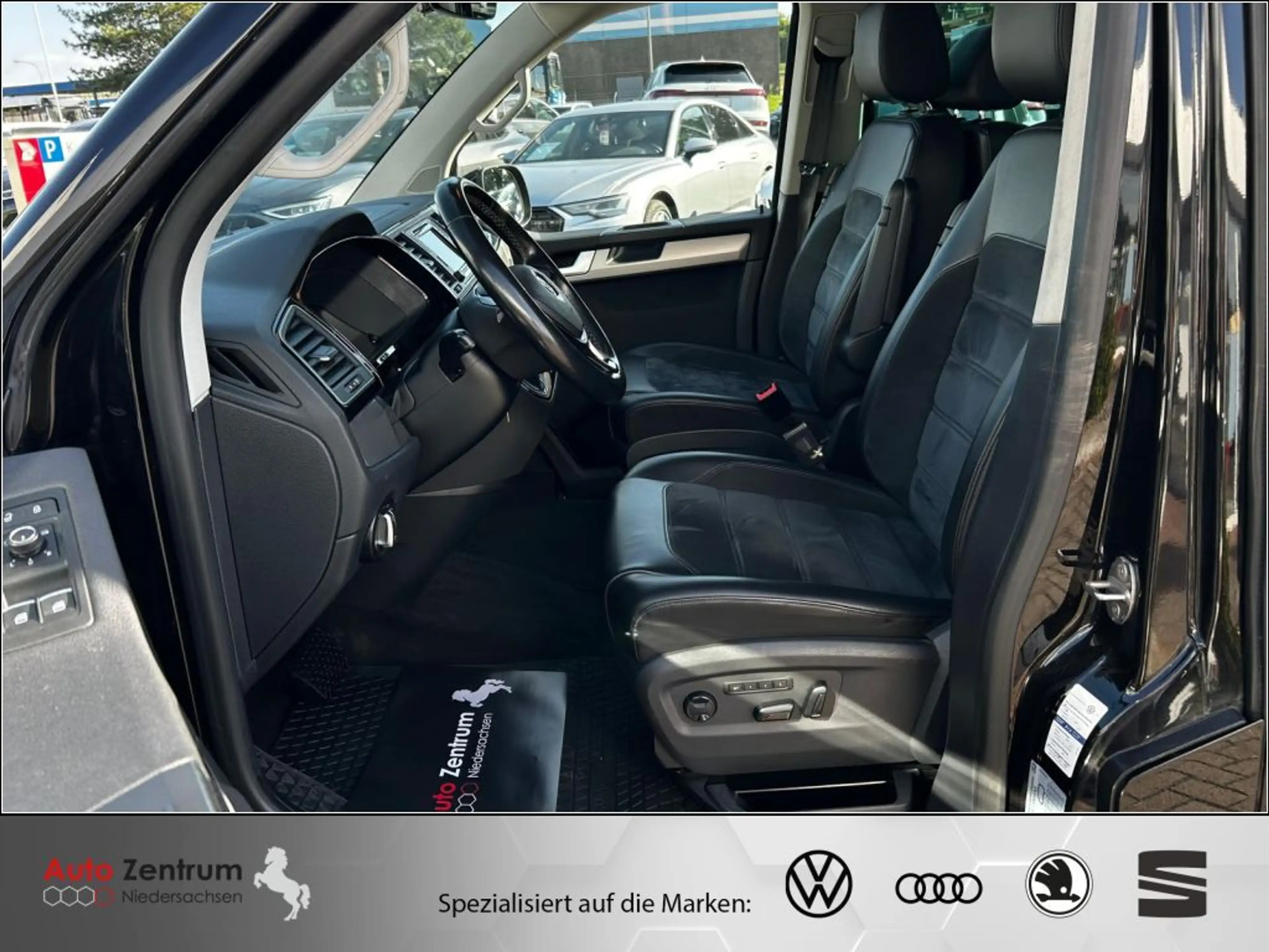Volkswagen Transporter Multivan DSG 4MOTION Generation Six *AHK*DCC* — photo 11