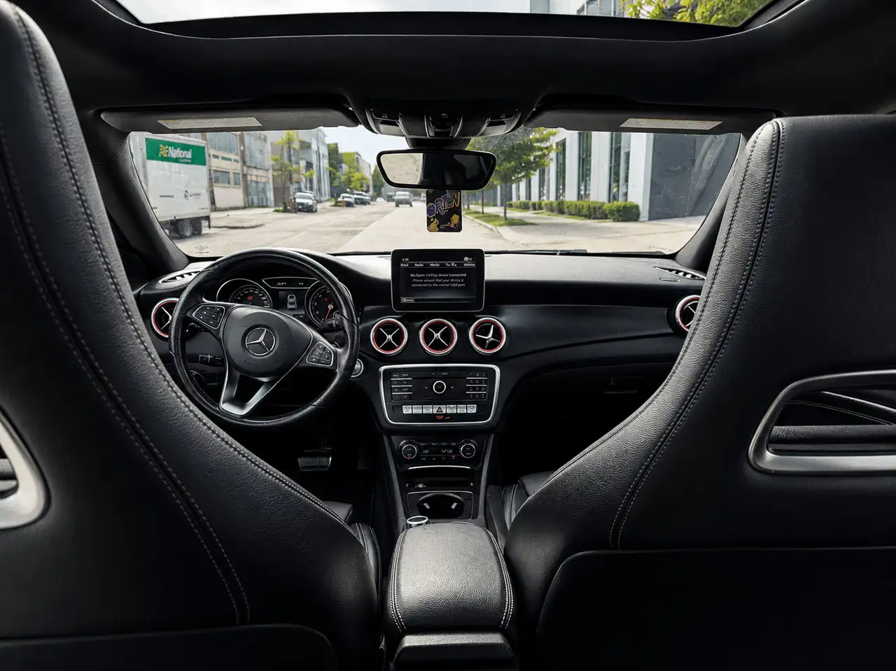 Mercedes-Benz CLA снимка Mercedes-Benz CLA