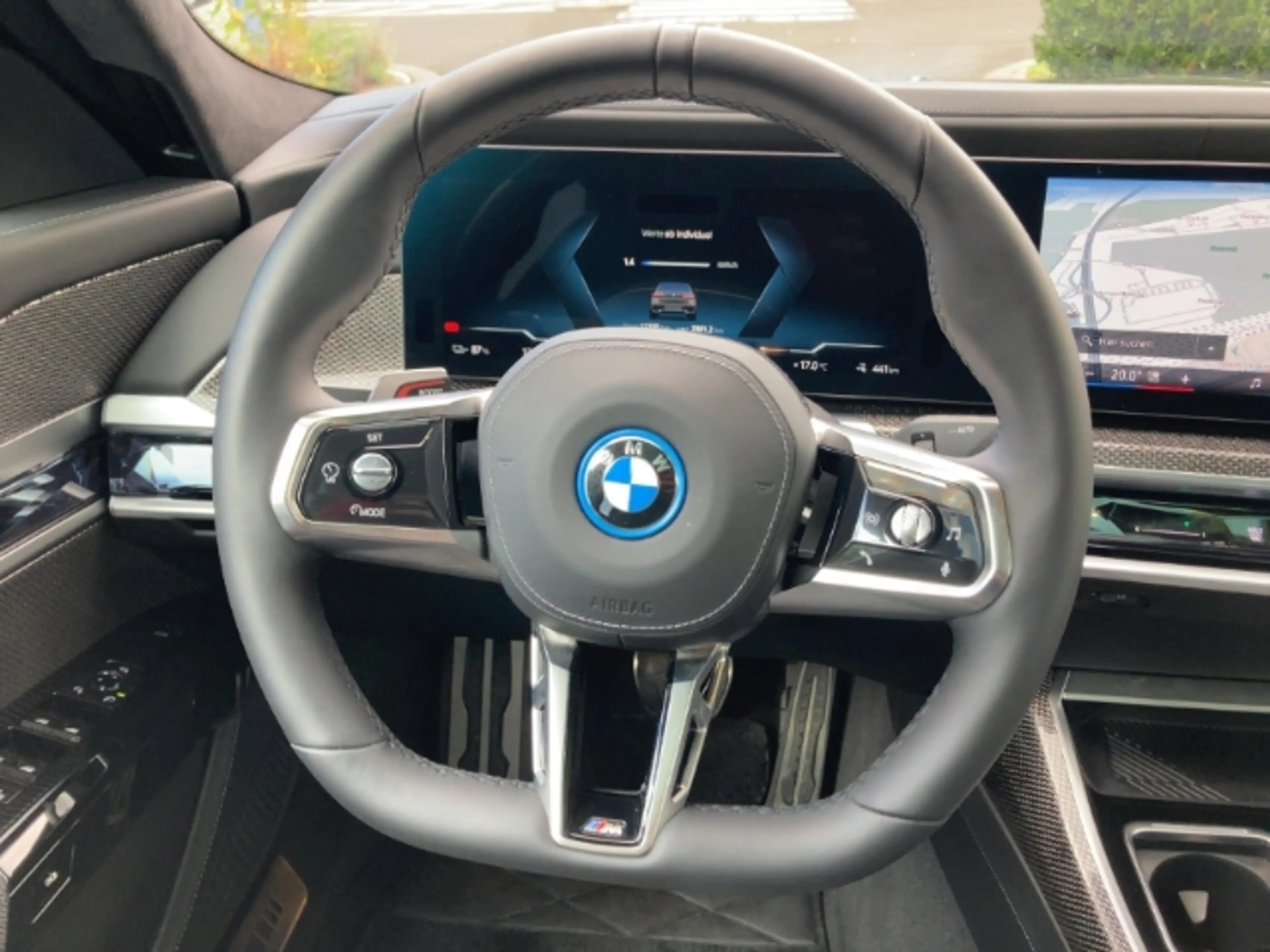 BMW i7 xDrive 60 Limousine Sportpaket Luftfederung Niveau — photo 9
