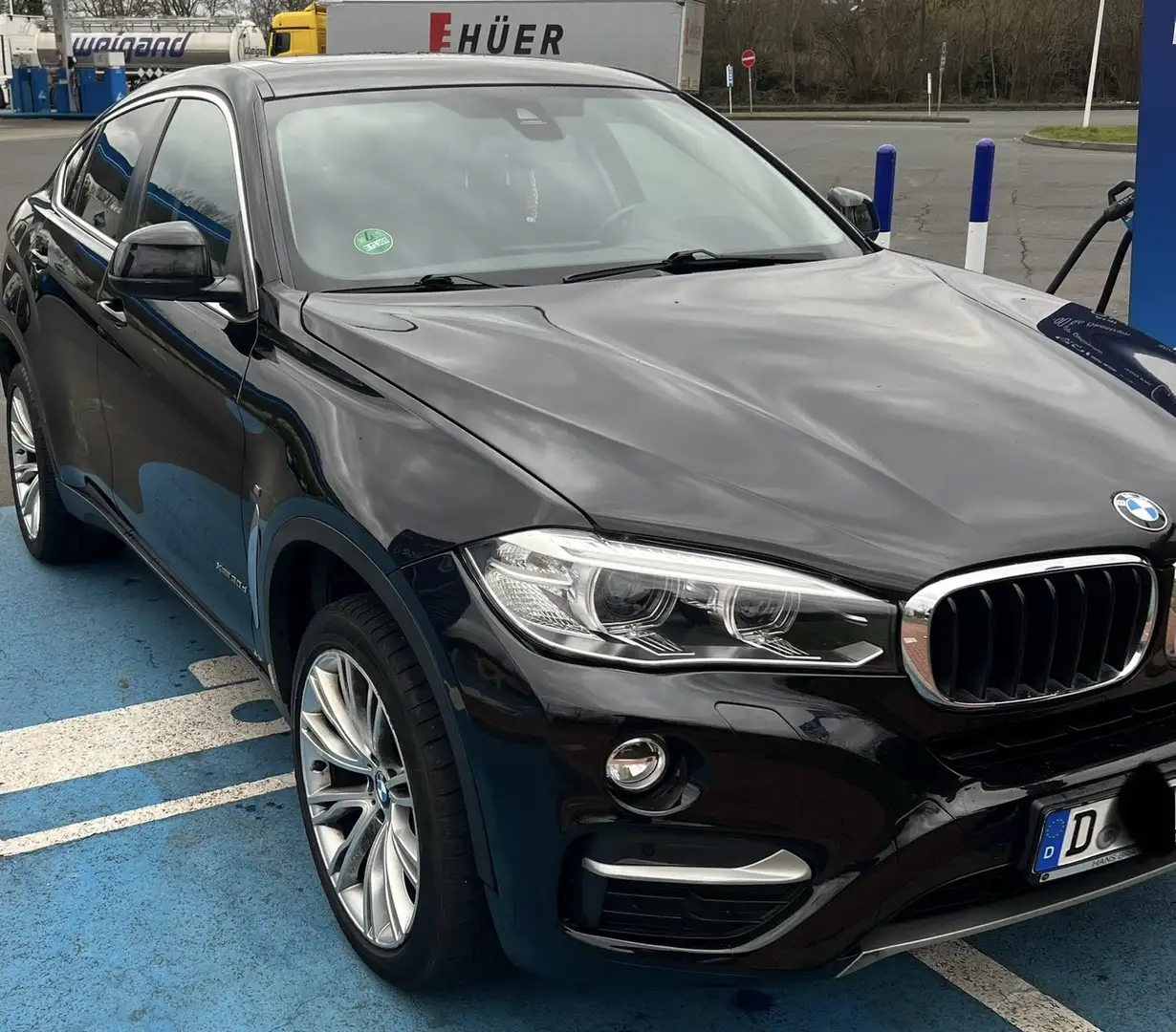BMW X6 xDrive 30 d Černá - 1