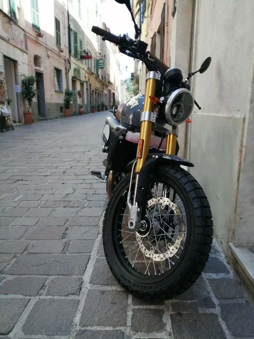 Fantic Caballero 500 Scrambler Deluxe Grau - 2