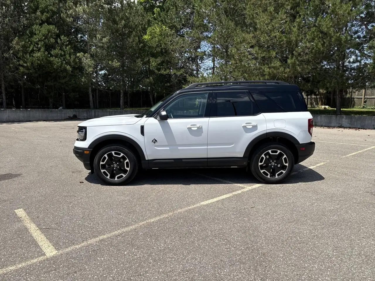 Ford Bronco Sport photo Ford Bronco Sport