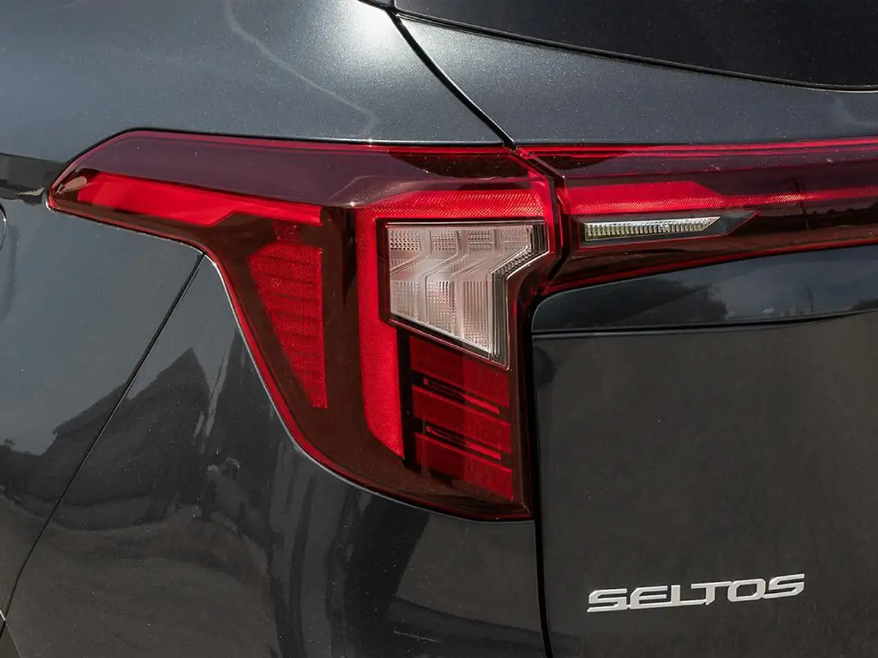 Kia Seltos снимка Kia Seltos