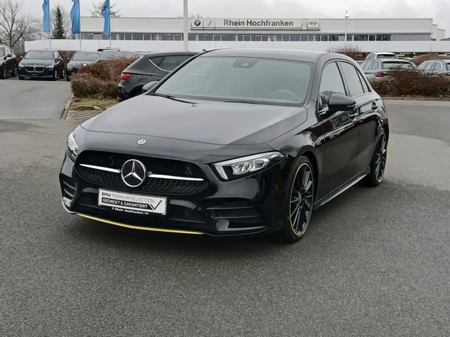 Mercedes-Benz A 200 Edition 1 MBUX LED NAVI 8-fach Schwarz - 2