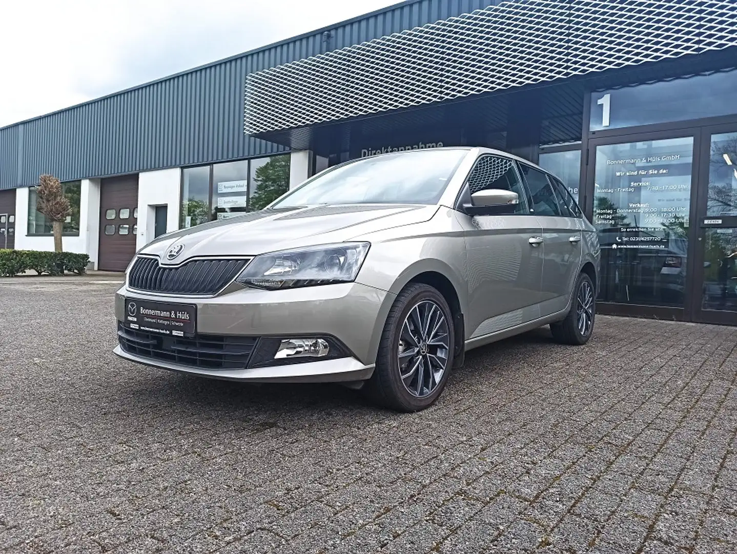 Skoda Fabia Combi 1.2 TSI Edition *Tempomat*ESP*Klima* Schwarz - 2