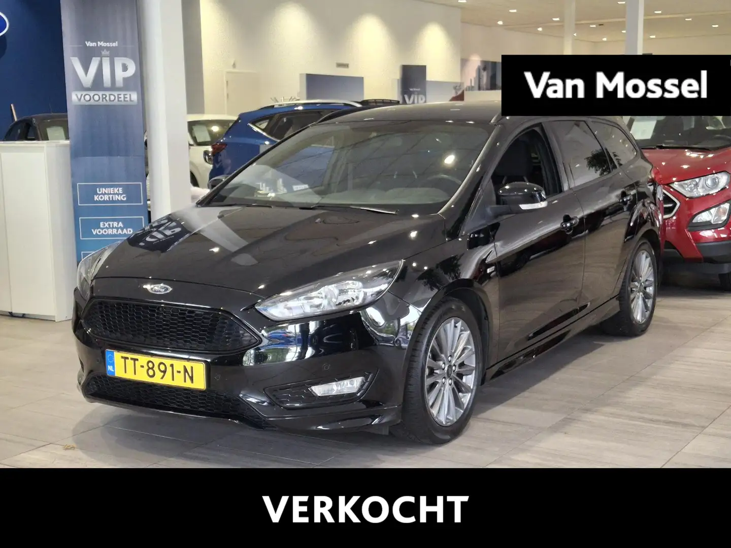 Ford Focus Wagon 1.0 | Stoelverwarming | Apple CarPlay | Stuu Zwart - 1