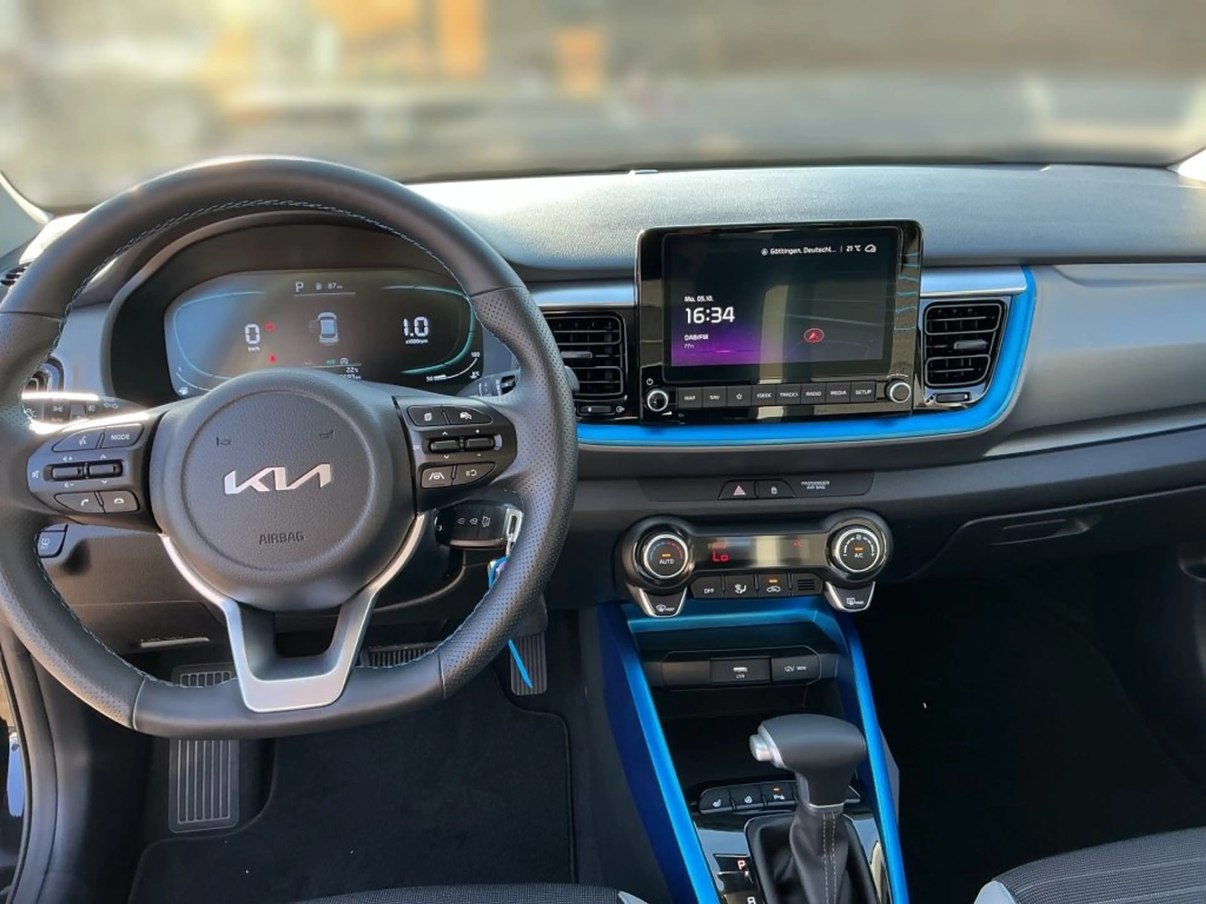 Kia Stonic 1.0 T-GDI OPF Mild Hybrid DCT7 Nightline Edition — photo 10