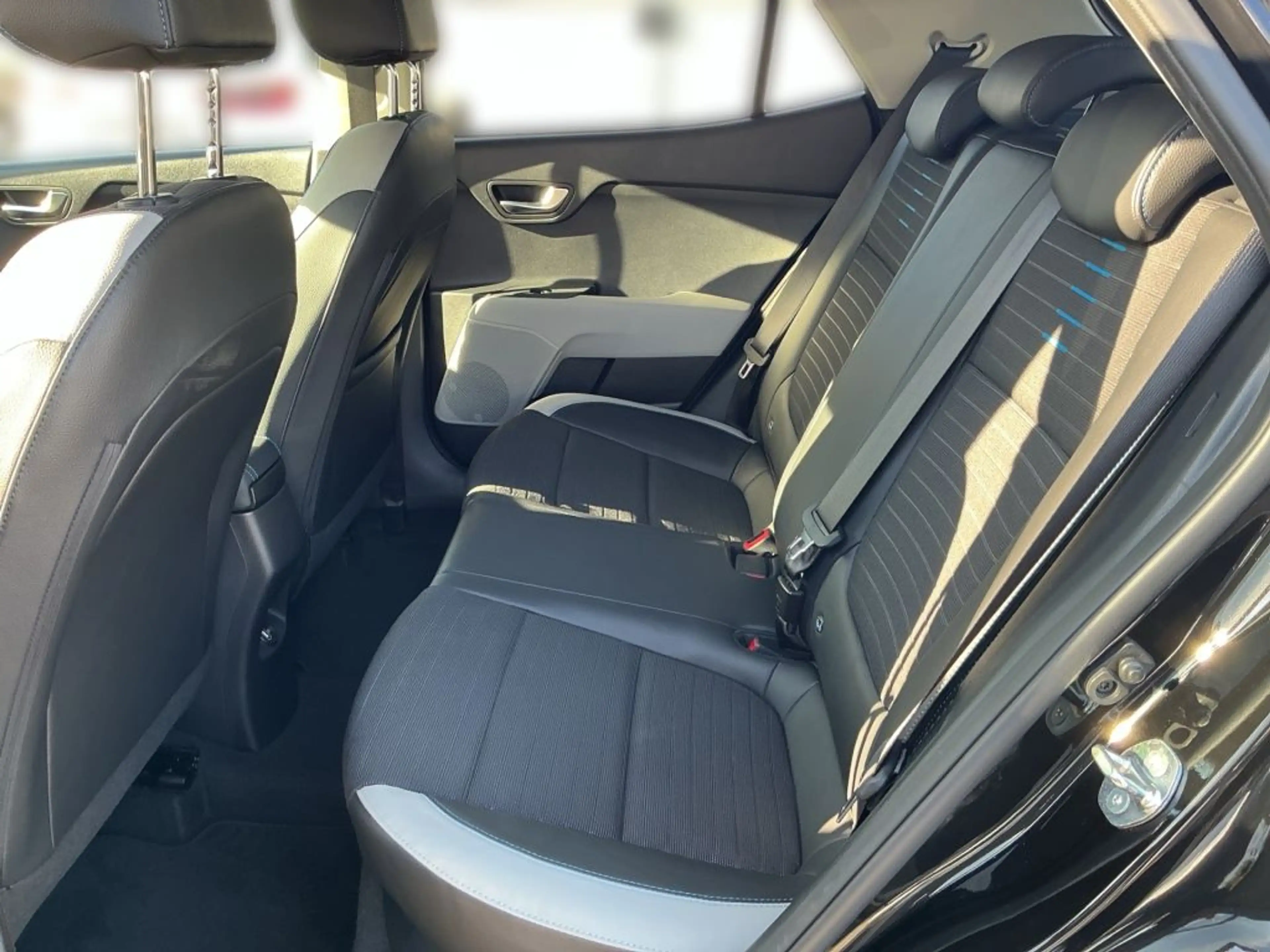 Kia Stonic 1.0 T-GDI OPF Mild Hybrid DCT7 Nightline Edition — photo 11