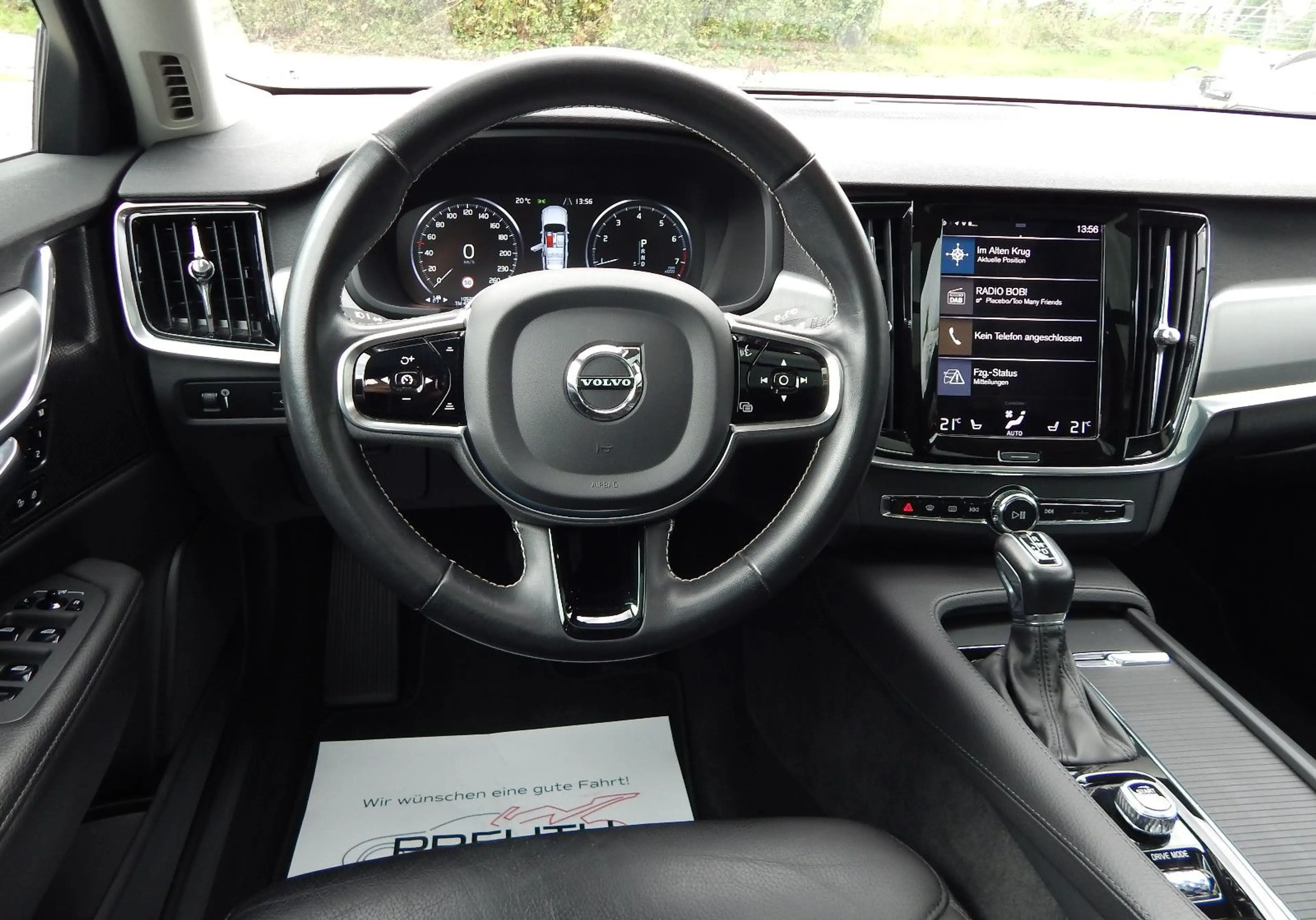 Volvo V90 T5 Momentum Pro 1.Hand~PANO~HUD~LEDER~KAMERA — photo 15