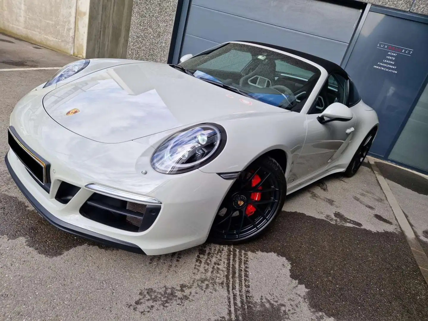 Porsche 911 TARGA 4 GTS / LIFT / PDDC / EXHAUST / CARBON SEATS Grijs - 1