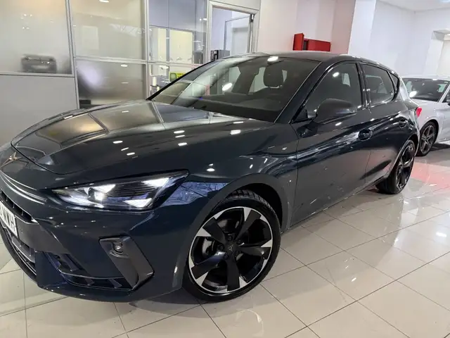 CUPRA Leon 1.5 eTSI 110 DSG