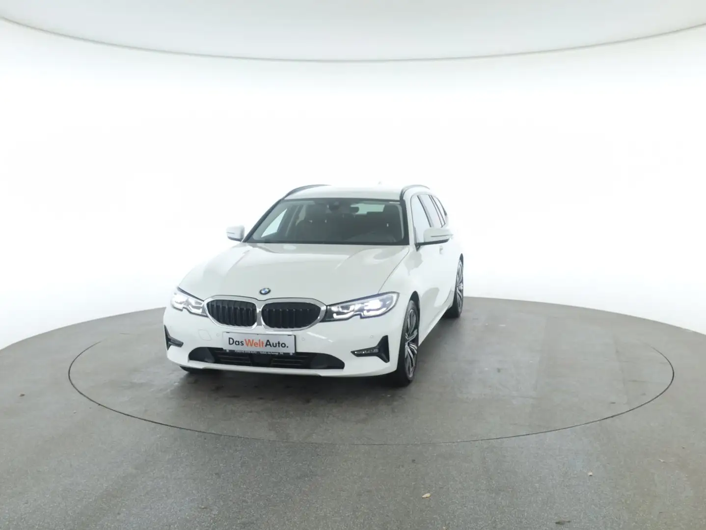 BMW 320 BMW 3 Touring 320d xDrive Advantage Weiß - 2
