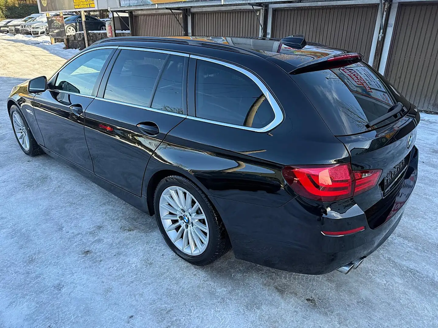 BMW 520 d Touring Schwarz - 2