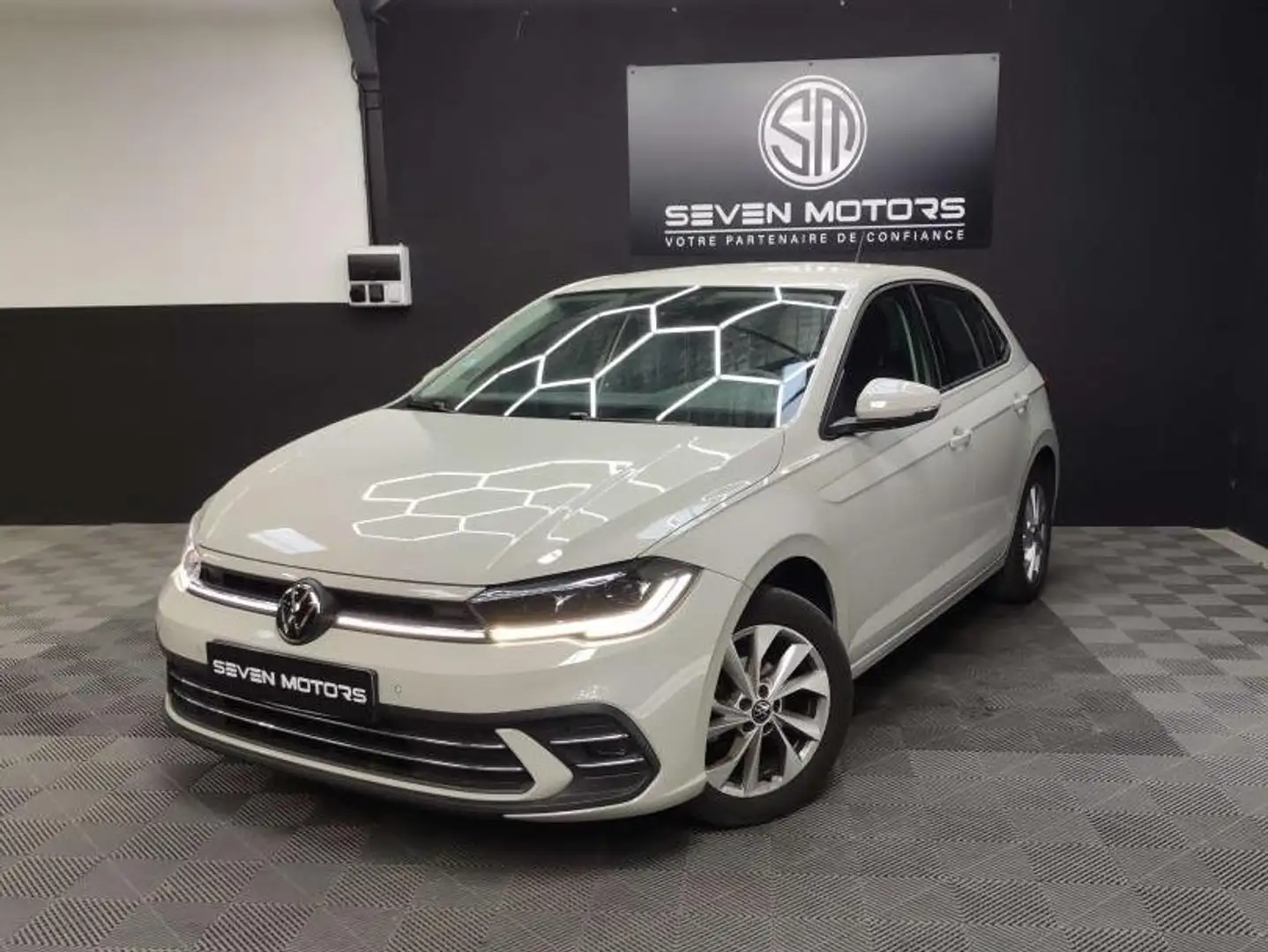 Volkswagen Polo Polo VI Style 1.0 TSI  95 cv  - 1ère Main - CARPLA Gris - 1