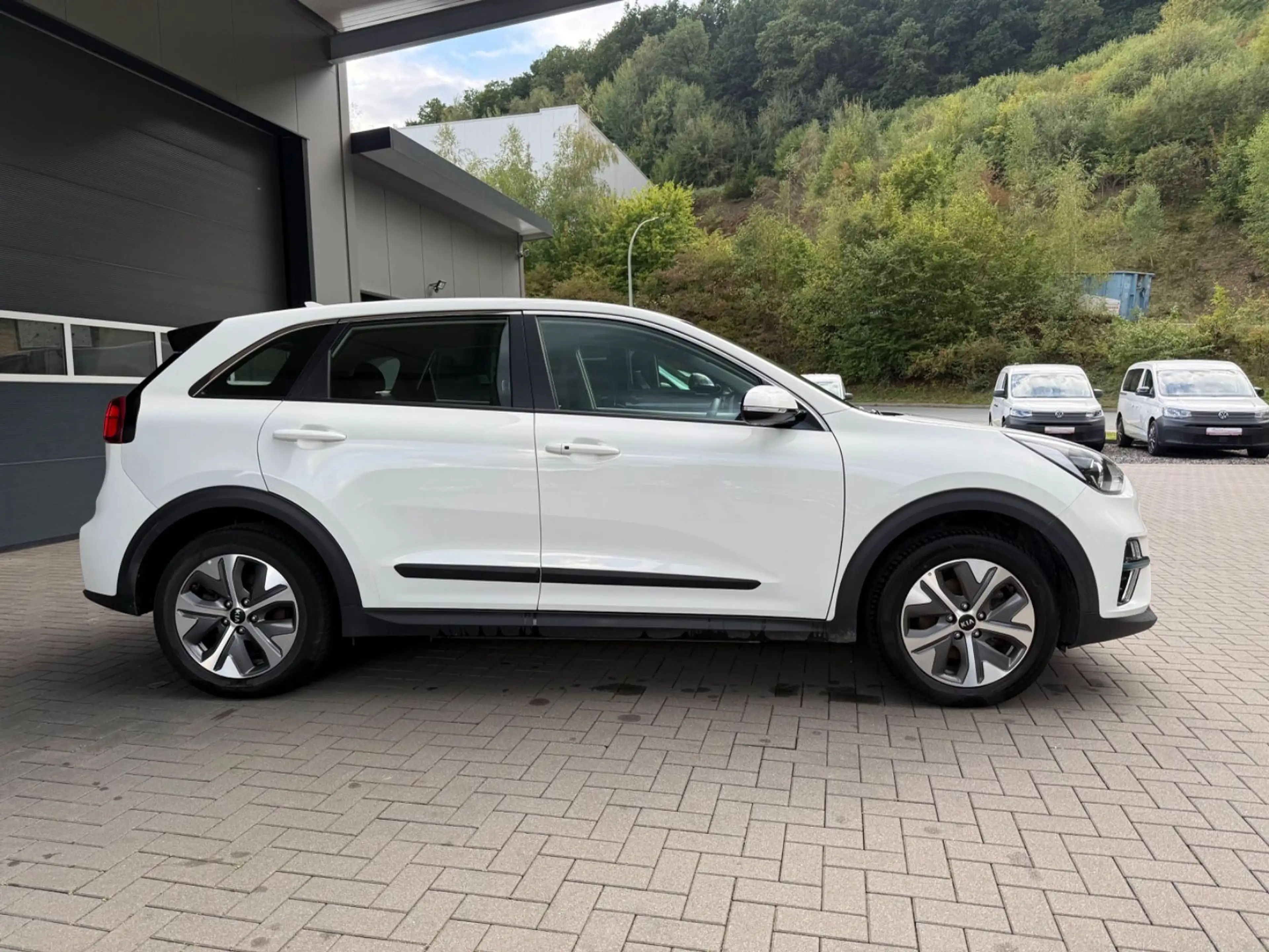 Kia Niro e-Niro Edition 7 *Sitzhzg *Kamera *App — photo 5