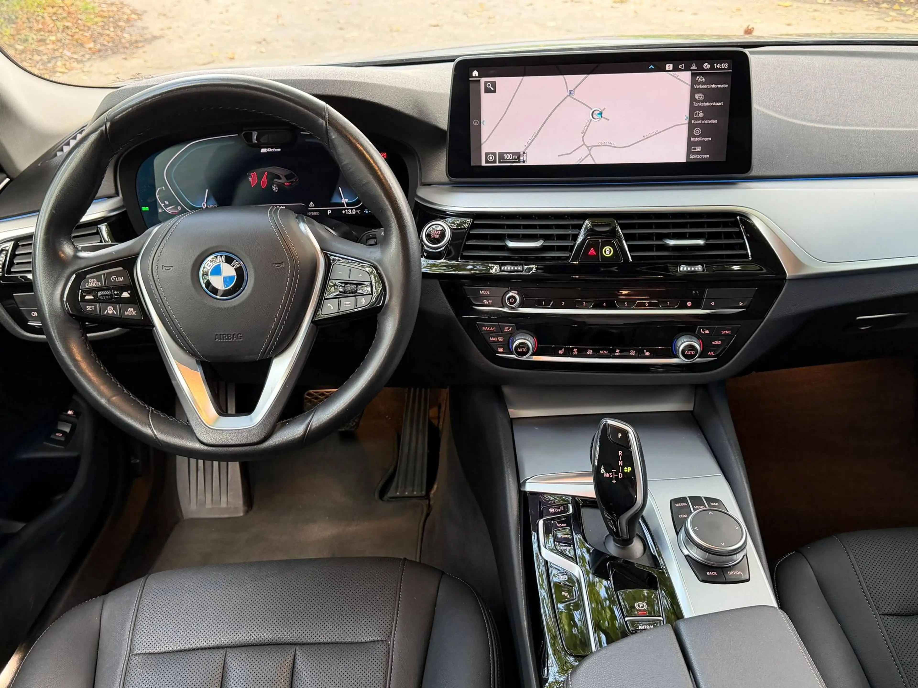 BMW 530 Touring 530eA Led-ACC-Prof-Cockpit Pro-Verw.Leer-Cam-20" — photo 9