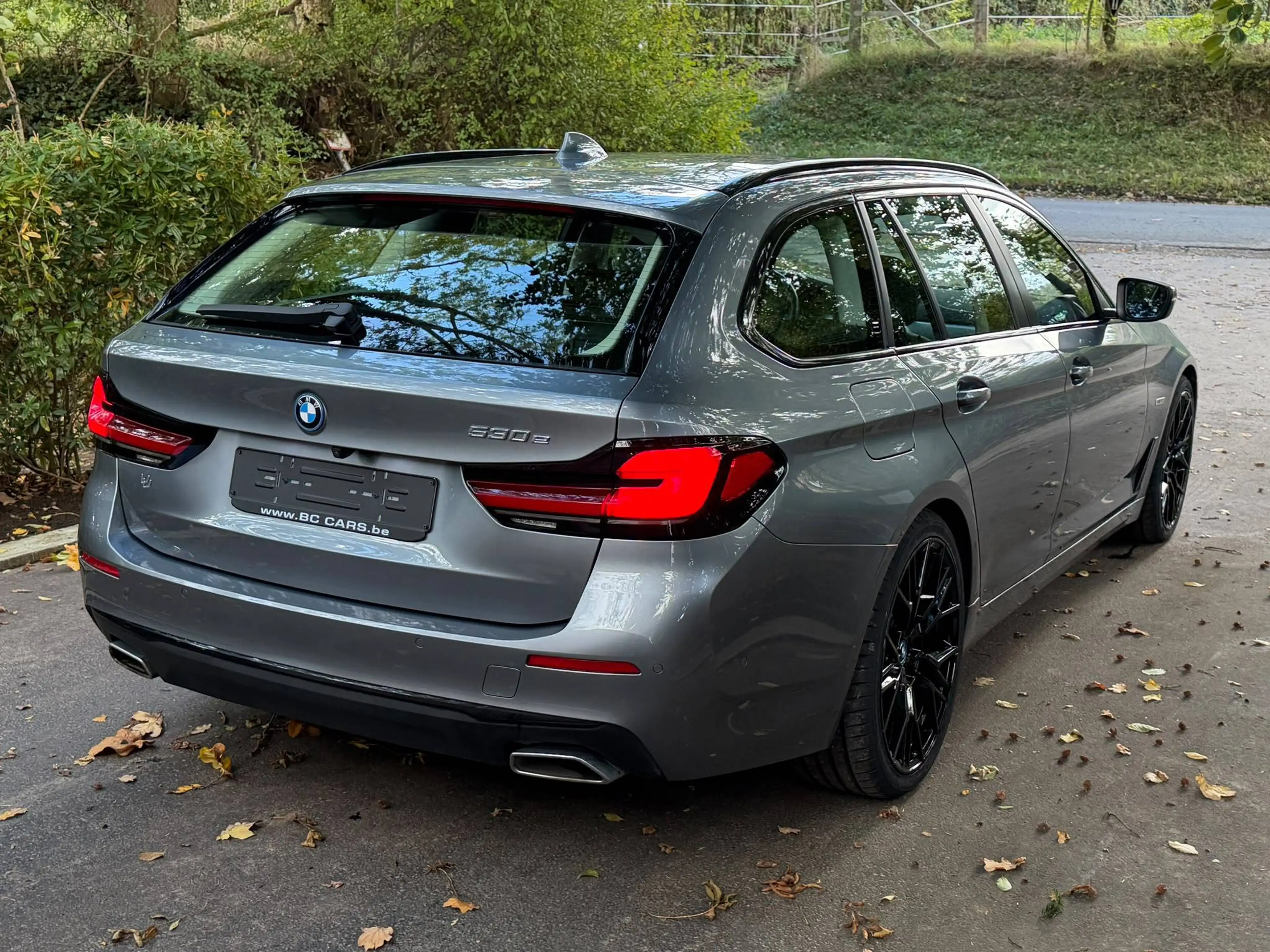 BMW 530 Touring 530eA Led-ACC-Prof-Cockpit Pro-Verw.Leer-Cam-20" — photo 6