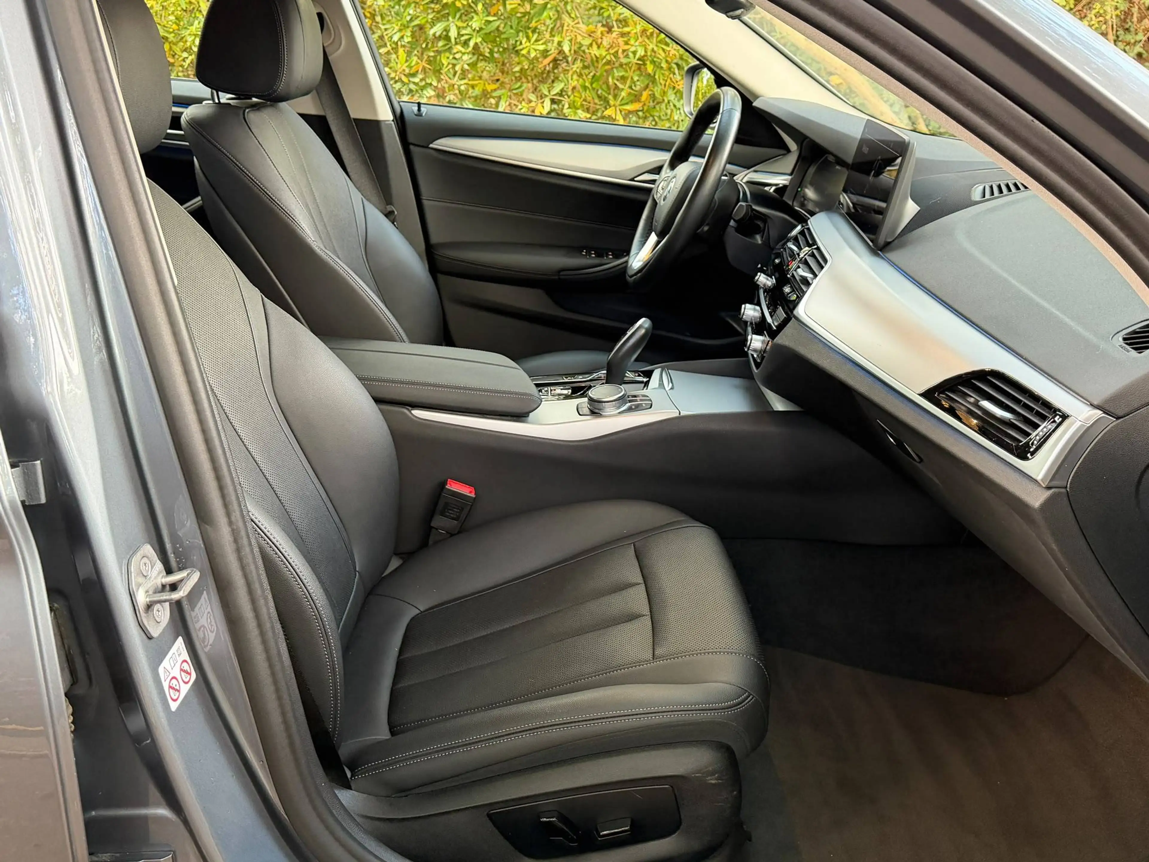 BMW 530 Touring 530eA Led-ACC-Prof-Cockpit Pro-Verw.Leer-Cam-20" — photo 14