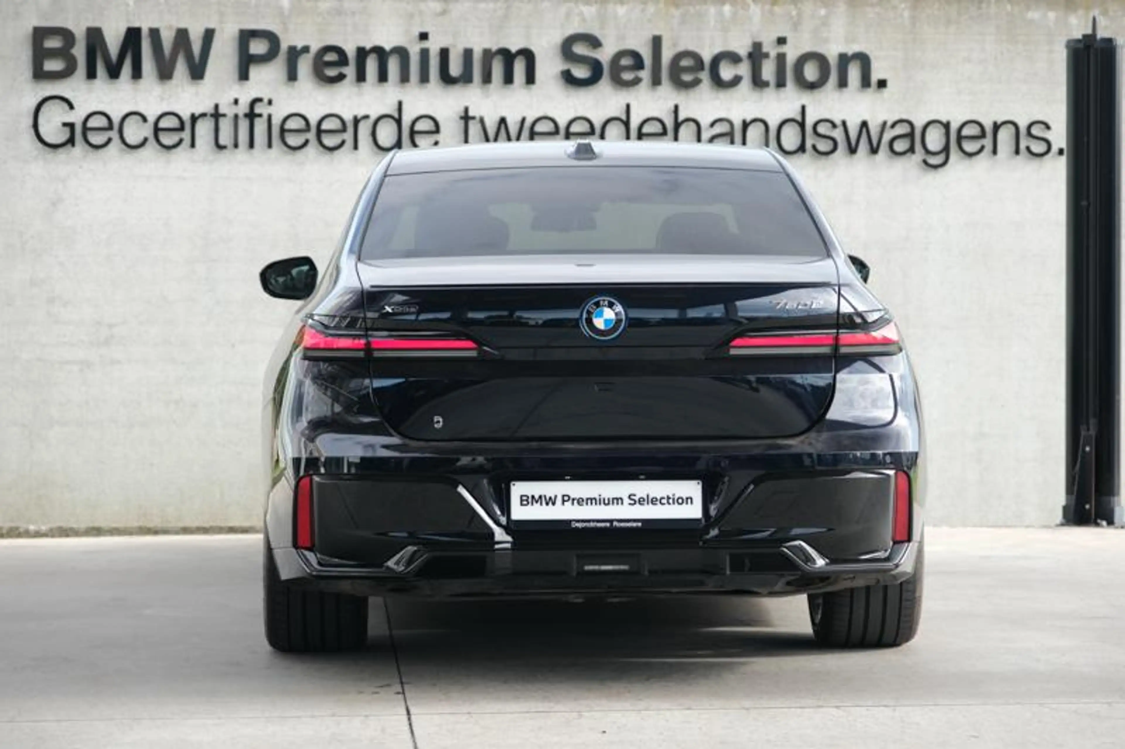 BMW 750 750e xDrive M Sport PRO | INDIVIDUAL | MASSAGE — photo 4