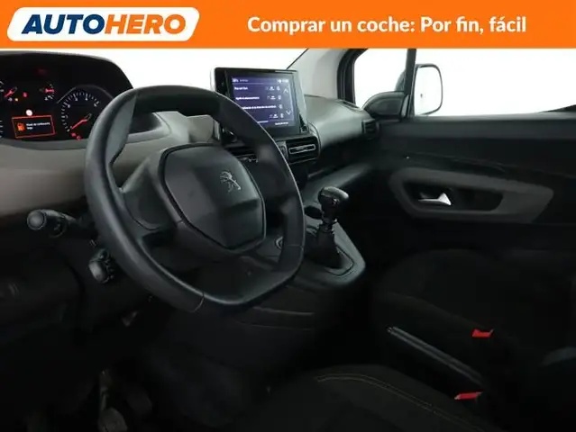 Peugeot Rifter view 12