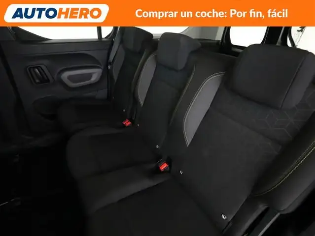 Peugeot Rifter view 15