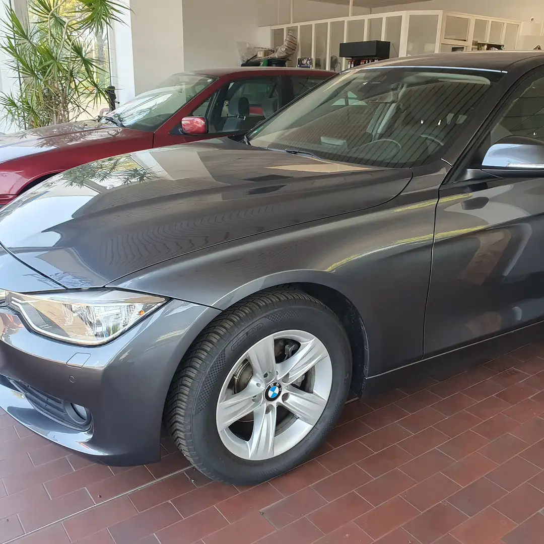 BMW 316 316i Aut. Gris - 1