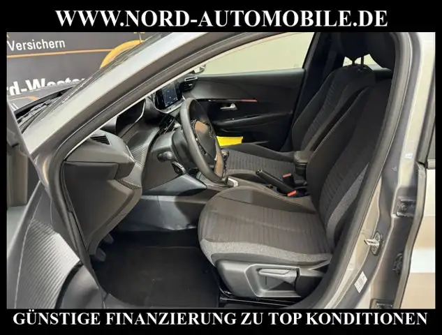 Peugeot 208 view 14