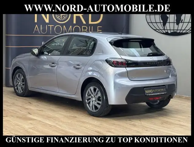 Peugeot 208 view 8
