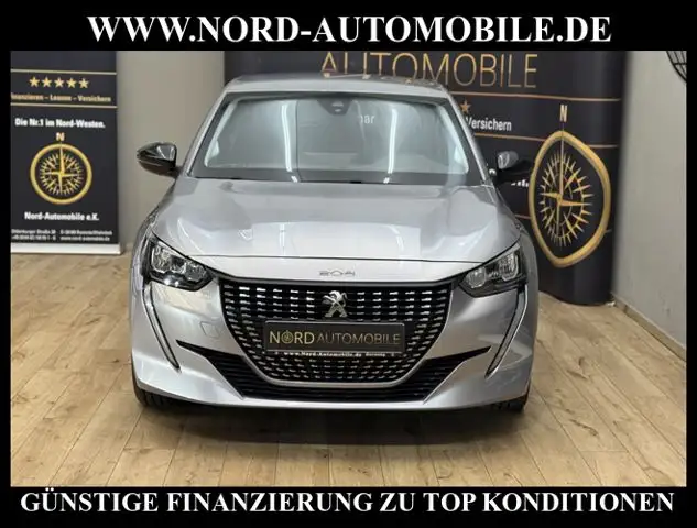 Peugeot 208 view 3