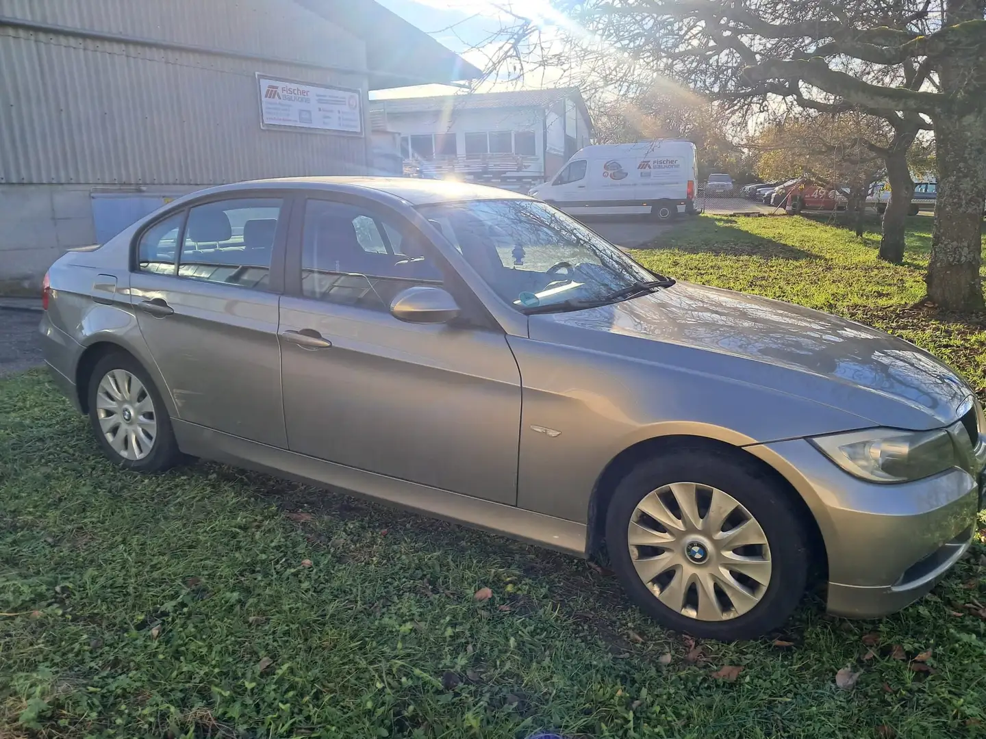 BMW 318 318i Bronze - 2