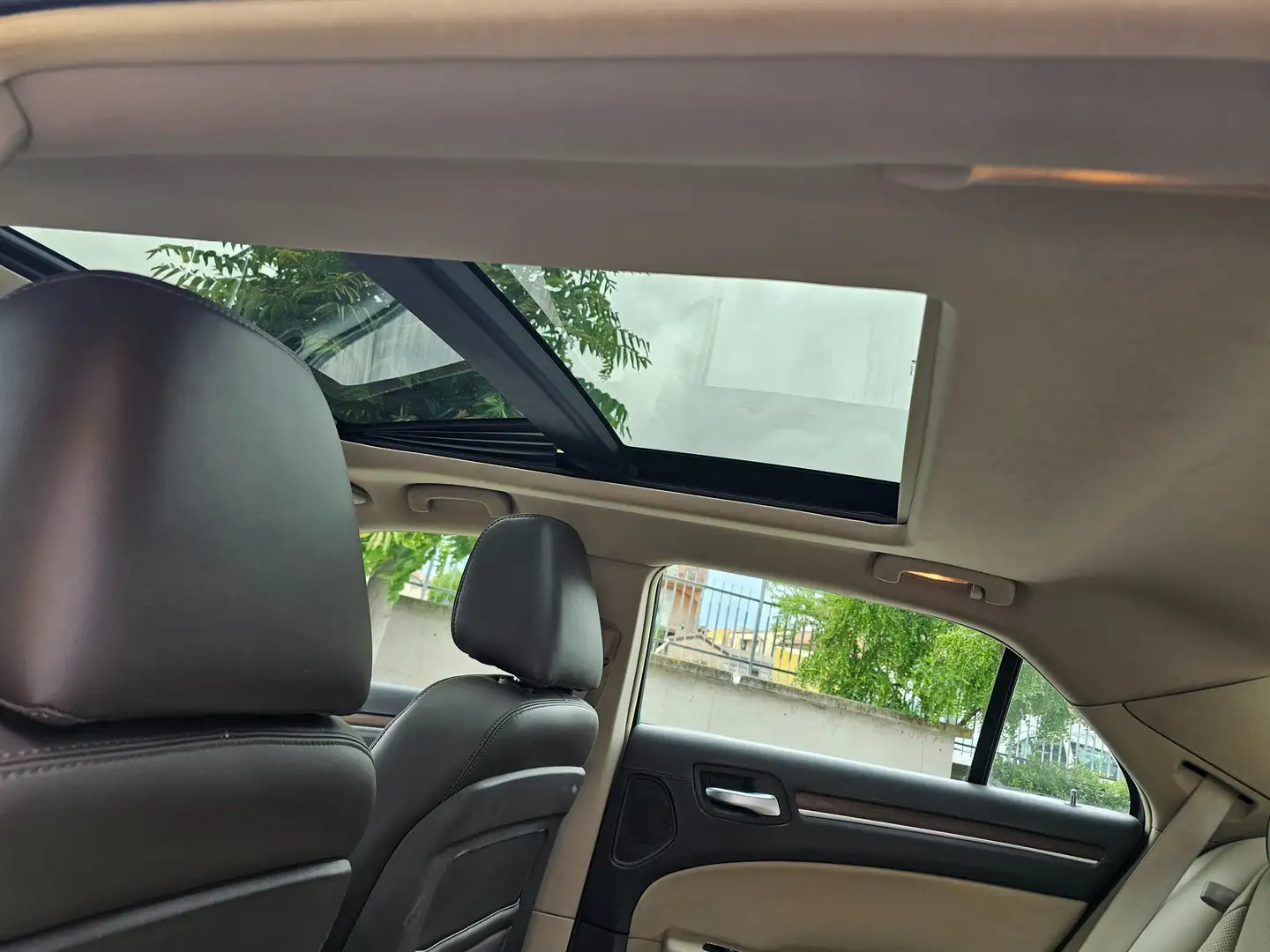 Lancia Thema 3.0 V6 mjt II Executive 239cv auto Nero - 2