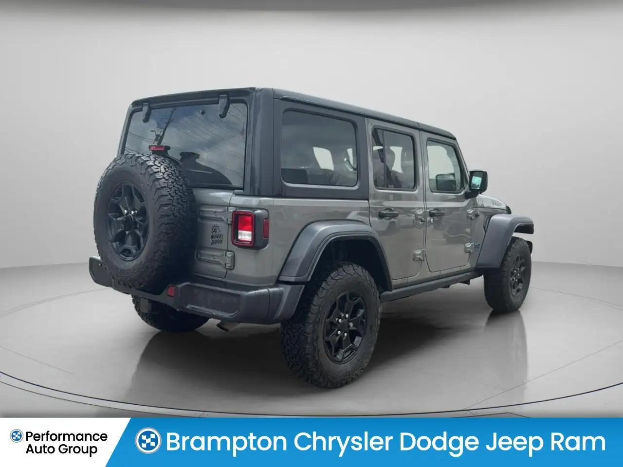 Jeep Wrangler снимка Jeep Wrangler