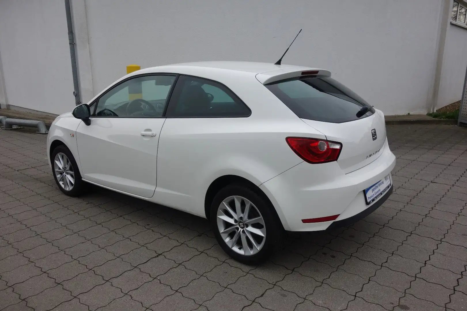 SEAT Ibiza 1.2 12V 51kW  SC / Klima / Alufelgen Blanc - 2