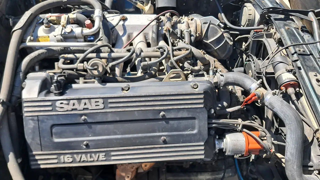 Saab 900i, foto 8