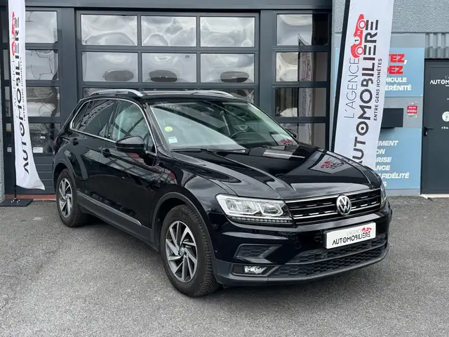 2018 Volkswagen Tiguan in Black for sale